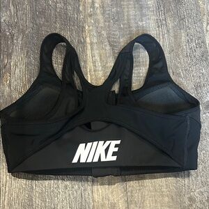 Nike Women's Black and White zip up Sports Bra medium